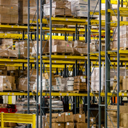 1,5 cbm Palettenlagerplatz - nur 4,60 Euro pro Kubikmeter pro Woche